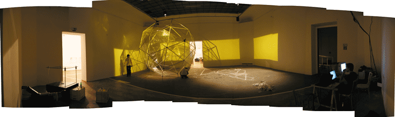 khaus20030827_fmwork.png